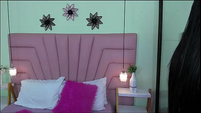 Kim Luna1 online show from March 13, 11:39 am