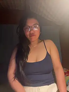 Snapshot of heodat-sexx chatting on April 21, 9:39 pm heodat-sexx online show from April 21, 9:39 pm