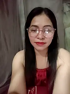 Snapshot of Bamboo-niee123 chatting on April 27, 2:04 pm Bamboo-niee123 online show from April 27, 2:04 pm