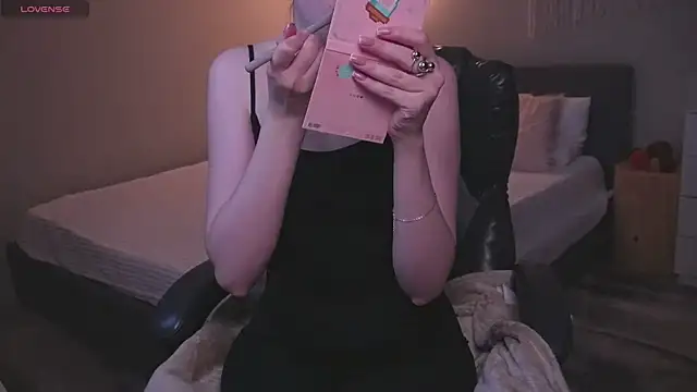 R I N A online show from April 3, 1:14 am