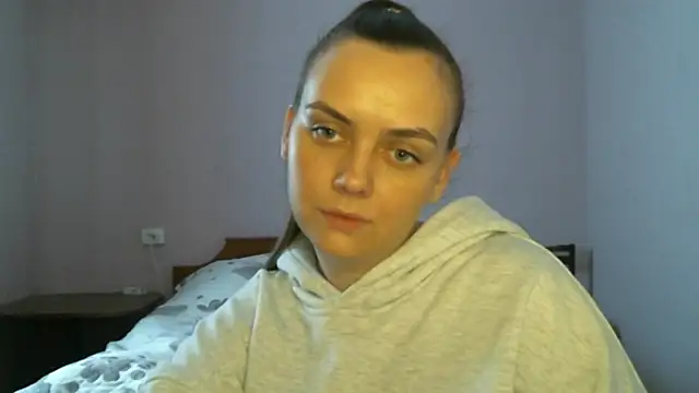 Snapshot of Anna__toth18 chatting on October 31, 7:20 am Anna  toth18 online show from October 31, 7:20 am