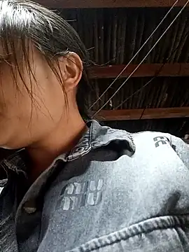 yoyo-mi online show from March 29, 4:12 am