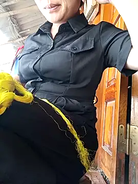 yoyo-mi online show from April 13, 3:23 am