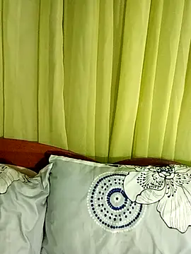 Esenia505 online show from April 9, 3:39 am