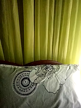 Esenia505 online show from April 11, 12:04 am