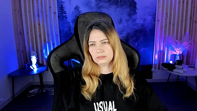 AleksaLaurent online show from November 10, 5:39 am