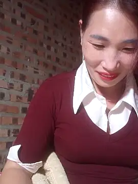 Snapshot of HGiasexy69 chatting on December 18, 1:06 pm HGiasexy69 online show from December 18, 1:06 pm