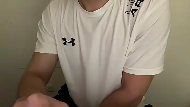 Snapshot of dudeseven chatting on June 16, 3:47 pm dudeseven online show from June 16, 3:47 pm
