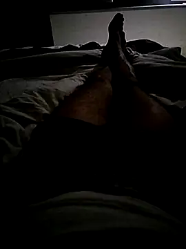 Snapshot of female_hunterr chatting on November 11, 6:52 pm female hunterr online show from November 11, 6:52 pm