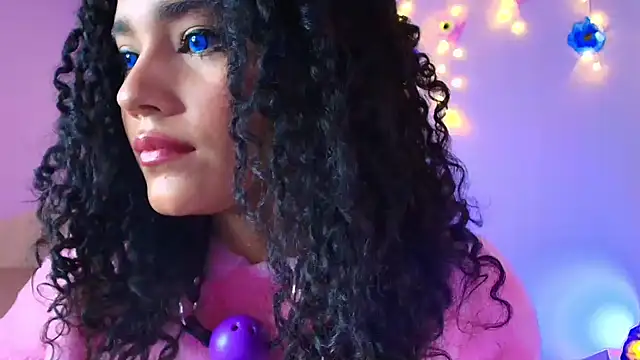 Aprilsweet2005 online show from December 2, 1:17 pm