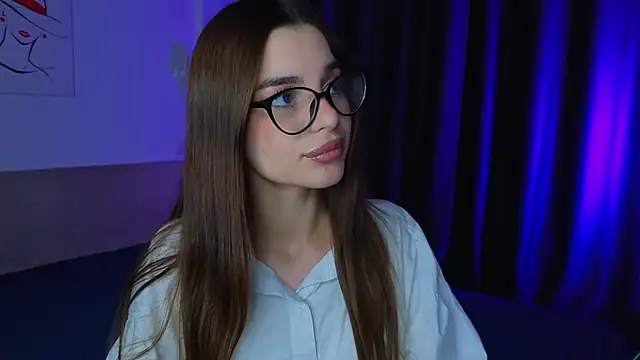 Snapshot of LauraHansil chatting on May 24, 7:08 pm LauraHansil online show from May 24, 7:08 pm