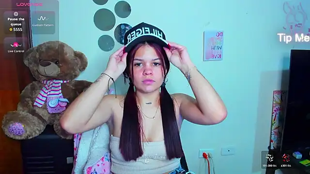 Emma boo online show from March 17, 2:38 am