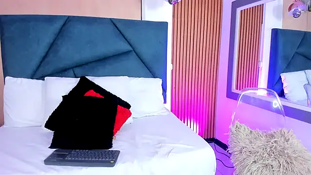 Ivy Spicy online show from April 21, 8:34 pm