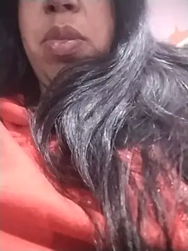 Snapshot of dulcevitasex chatting on May 29, 12:52 am dulcevitasex online show from May 29, 12:52 am
