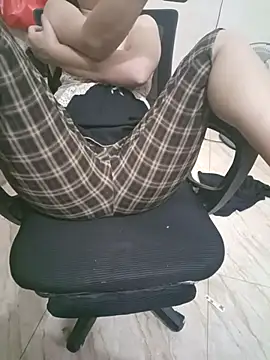 Snapshot of Sexxy_chaua chatting on October 29, 6:42 pm Sexxy chaua online show from October 29, 6:42 pm