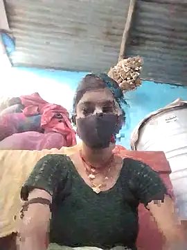 Snapshot of Pooja_sony chatting on November 15, 10:12 am Pooja sony online show from November 15, 10:12 am