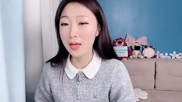 ella55-- online show from February 23, 10:23 am