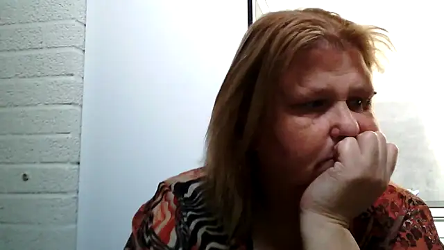 Sylviastar46 online show from March 1, 9:33 am