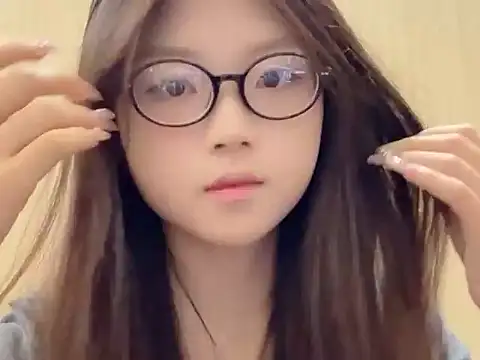 Snapshot of xiaojingzi66 chatting on November 5, 6:46 am xiaojingzi66 online show from November 5, 6:46 am