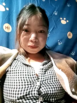 julybe online show from December 1, 3:17 pm