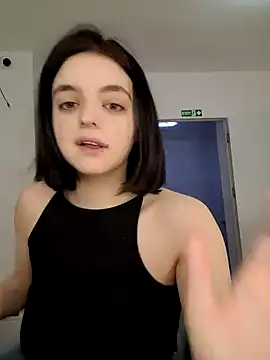 SidneyPuff online show from March 13, 5:36 am