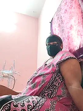 pujapujarrrr online show from November 25, 7:30 am