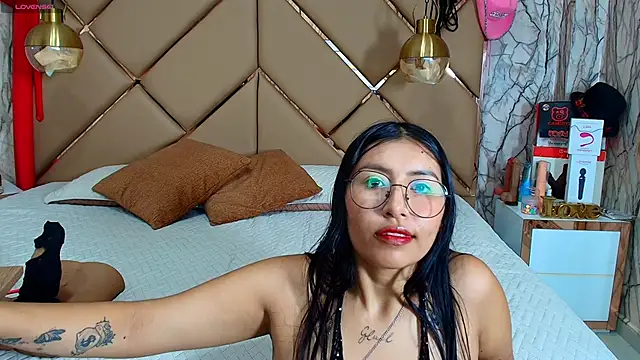 Snapshot of CATTA_GARCIA chatting on May 22, 4:56 pm CATTA GARCIA online show from May 22, 4:56 pm