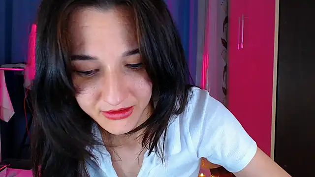 Snapshot of Dorotty_ chatting on November 3, 12:24 am Dorotty  online show from November 3, 12:24 am