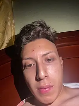 Snapshot of Dominick258 chatting on October 29, 6:09 pm Dominick258 online show from October 29, 6:09 pm