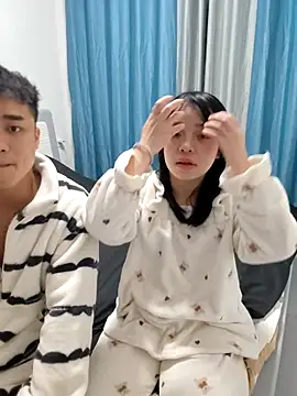 Snapshot of tingbeibi chatting on November 10, 2:05 pm tingbeibi online show from November 10, 2:05 pm