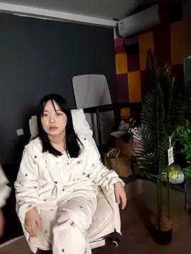 Snapshot of tingbeibi chatting on November 18, 12:53 pm tingbeibi online show from November 18, 12:53 pm