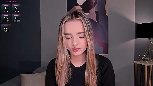 LaurentRosse1 online show from March 6, 8:05 pm