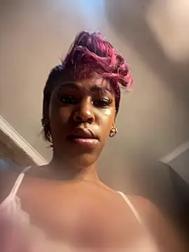 SP1CY MOMMY online show from April 15, 9:37 pm