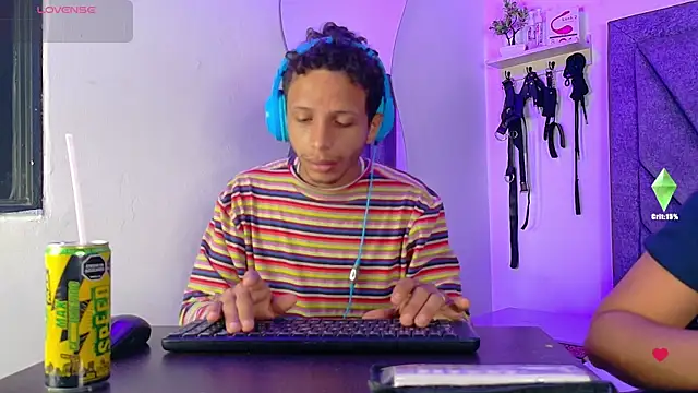 DamianandEva online show from May 20, 12:55 pm