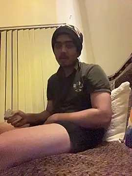 FlashyOcean53 online show from February 14, 1:08 pm