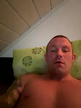 Snapshot of superbertok chatting on January 17, 1:10 am superbertok online show from January 17, 1:10 am