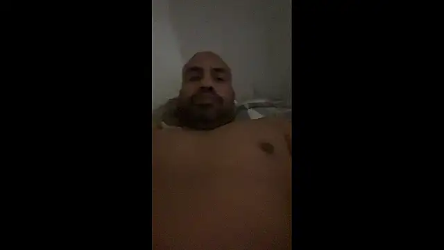 CoupleHotLatinBigAss online show from February 21, 7:09 am