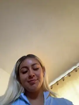 Elina Hills online show from January 18, 6:34 pm