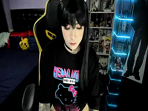Snapshot of Yummy_dark chatting on November 8, 5:29 am Yummy dark online show from November 8, 5:29 am
