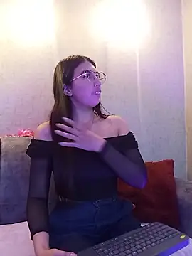 Snapshot of Valk_submissive chatting on February 13, 5:36 am Valk submissive online show from February 13, 5:36 am