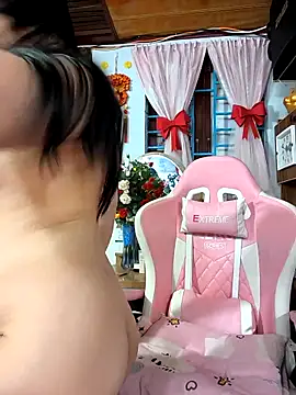 Snapshot of Okleotina9 chatting on April 29, 5:30 pm Okleotina9 online show from April 29, 5:30 pm