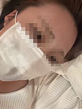 Snapshot of uyu0000 chatting on November 7, 2:06 pm uyu0000 online show from November 7, 2:06 pm