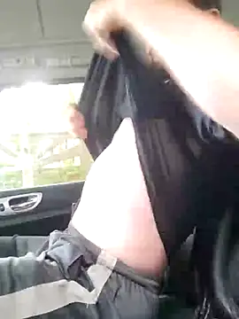 Snapshot of rooliv1 chatting on February 3, 6:02 pm rooliv1 online show from February 3, 6:02 pm