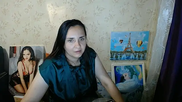 Snapshot of VoulezVous_Angel chatting on June 20, 2:47 am VoulezVous Angel online show from June 20, 2:47 am