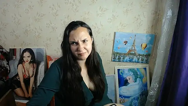 Snapshot of VoulezVous_Angel chatting on June 24, 5:34 pm VoulezVous Angel online show from June 24, 5:34 pm