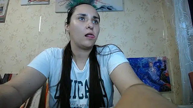 Snapshot of VoulezVous_Angel chatting on July 14, 10:54 am VoulezVous Angel online show from July 14, 10:54 am