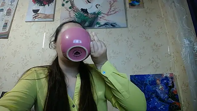 Snapshot of VoulezVous_Angel chatting on July 28, 6:42 pm VoulezVous Angel online show from July 28, 6:42 pm