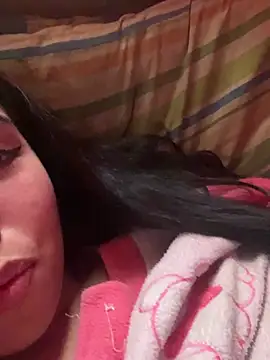 Snapshot of gatitaamelosa chatting on May 24, 8:03 pm gatitaamelosa online show from May 24, 8:03 pm