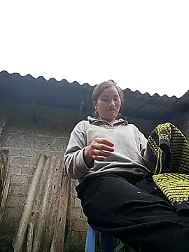 Snapshot of min_nyny chatting on October 31, 2:23 am min nyny online show from October 31, 2:23 am