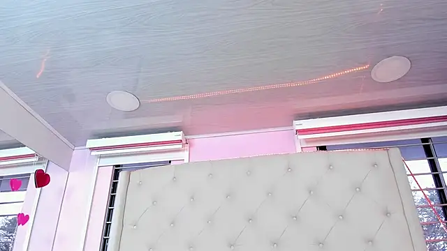 scarlett leblanc  online show from April 11, 12:53 pm